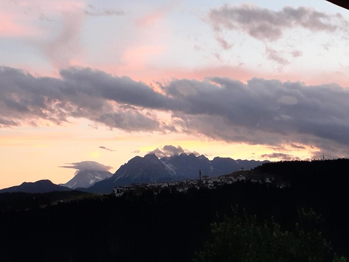 B&B Il Bucaneve Santo Stefano Di Cadore Exterior foto